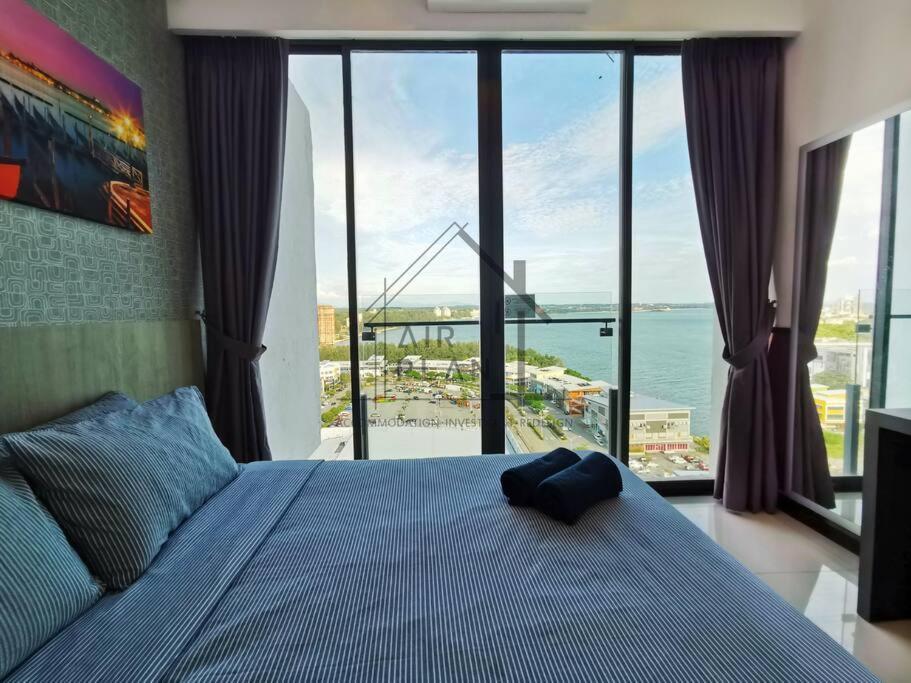 Pd D'Wharf Amazing Seaview Suite 9 Петалинг Джая Екстериор снимка